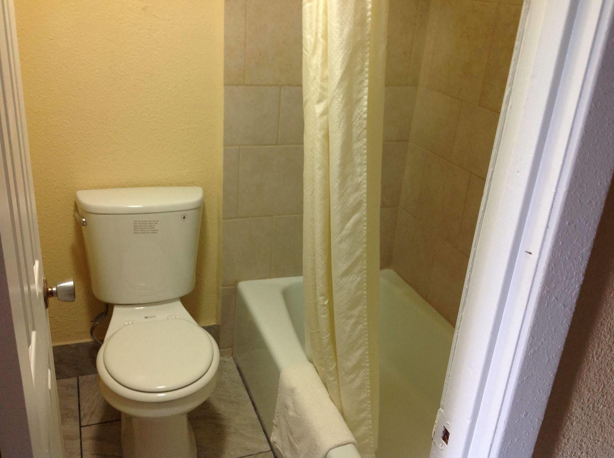Executive Inn テクサーカナ エクステリア 写真