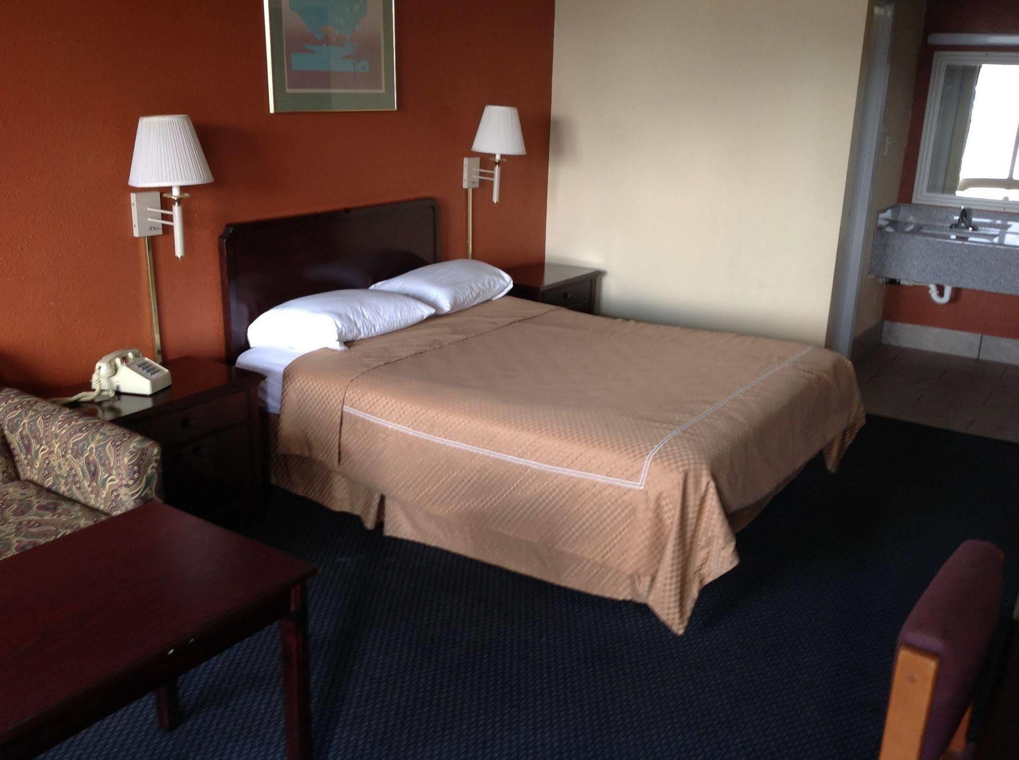 Executive Inn テクサーカナ エクステリア 写真