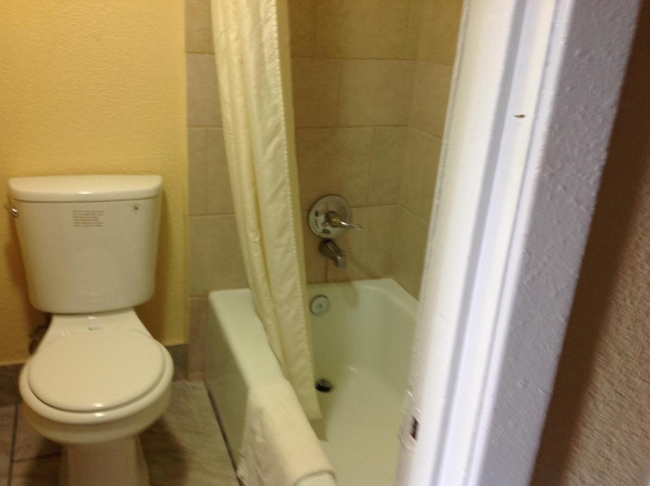 Executive Inn テクサーカナ エクステリア 写真
