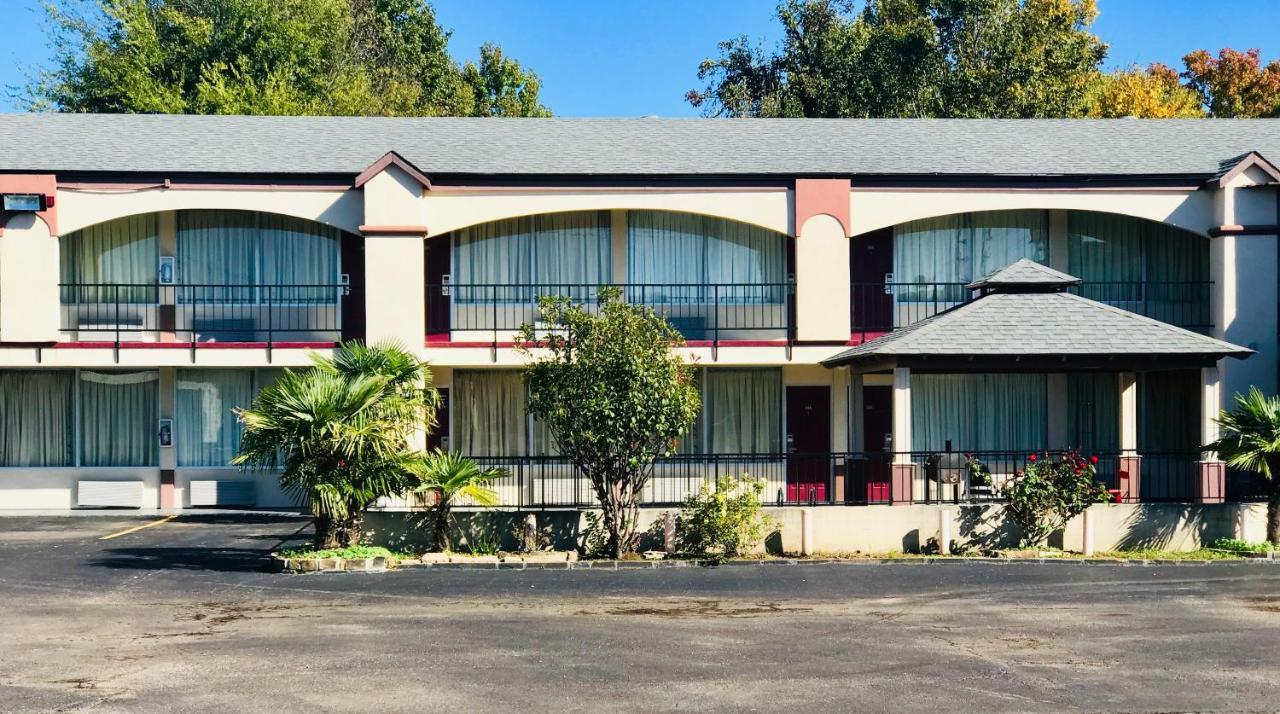 Executive Inn テクサーカナ エクステリア 写真
