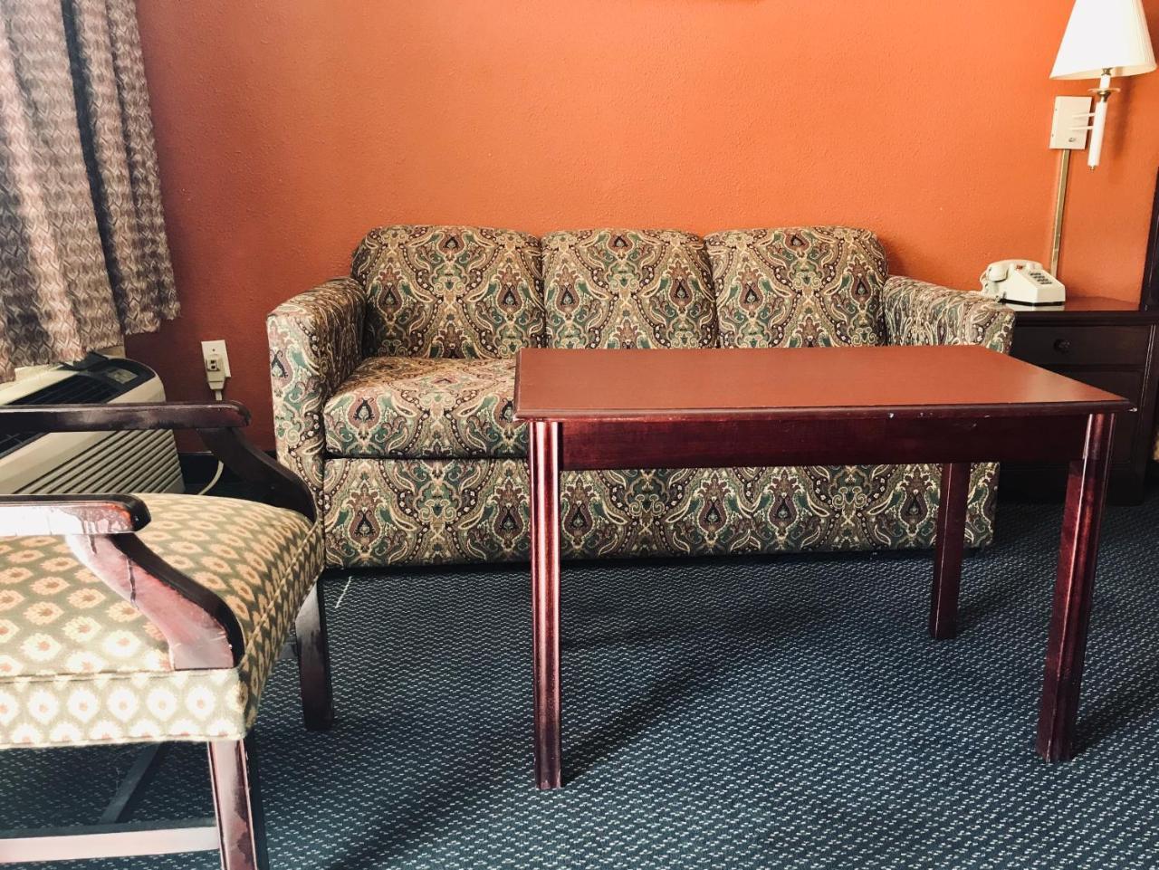 Executive Inn テクサーカナ エクステリア 写真